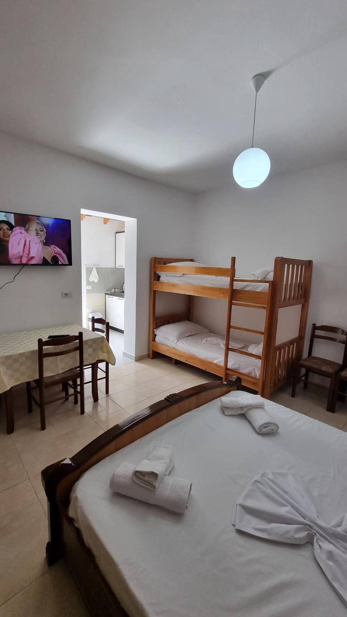 Villa Malaj Vlorë Exterior foto